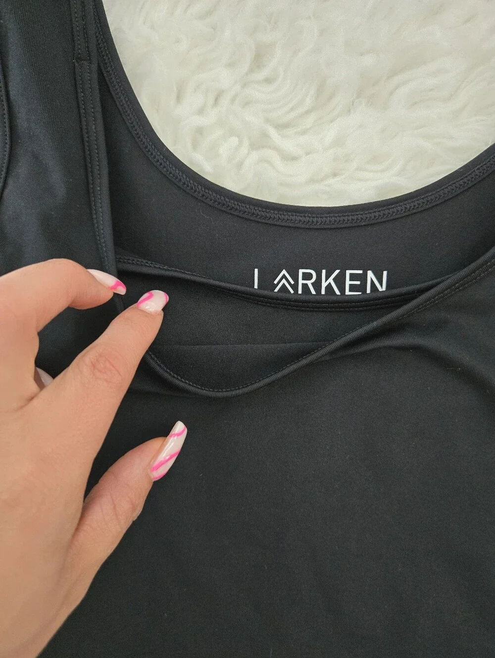 Larken X All In One Maternity Nursing Hands Free Pumping Bra Tank Crop. Medium. - Picture 7 of 11